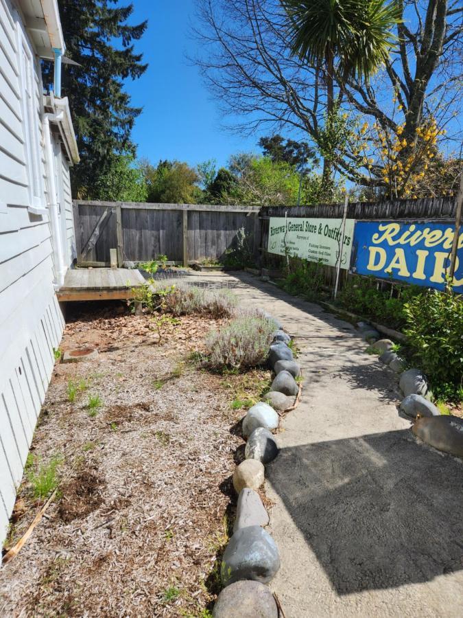 Taylors Lodge Turangi Exterior foto